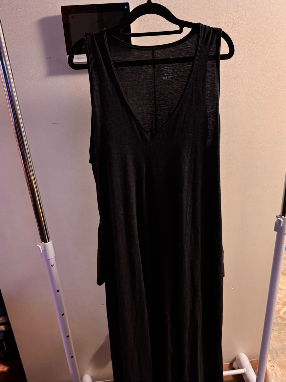 NATURAL LIFE Black Sleeveless V-Neck Maxi